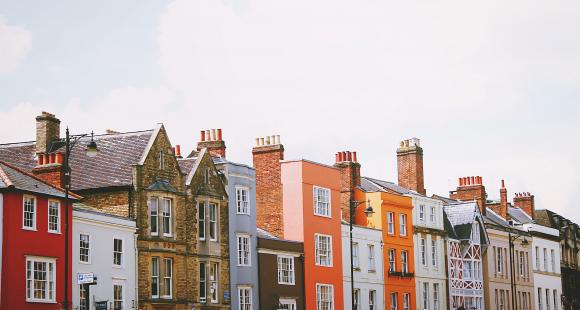Houses with chimneys