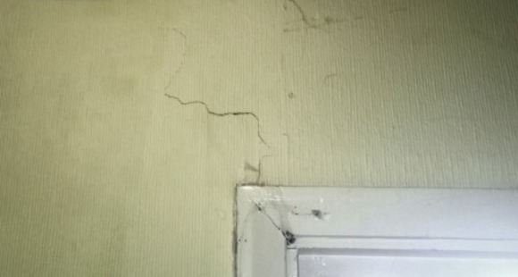 Woodward Chartered Surveyors small crack in building survey